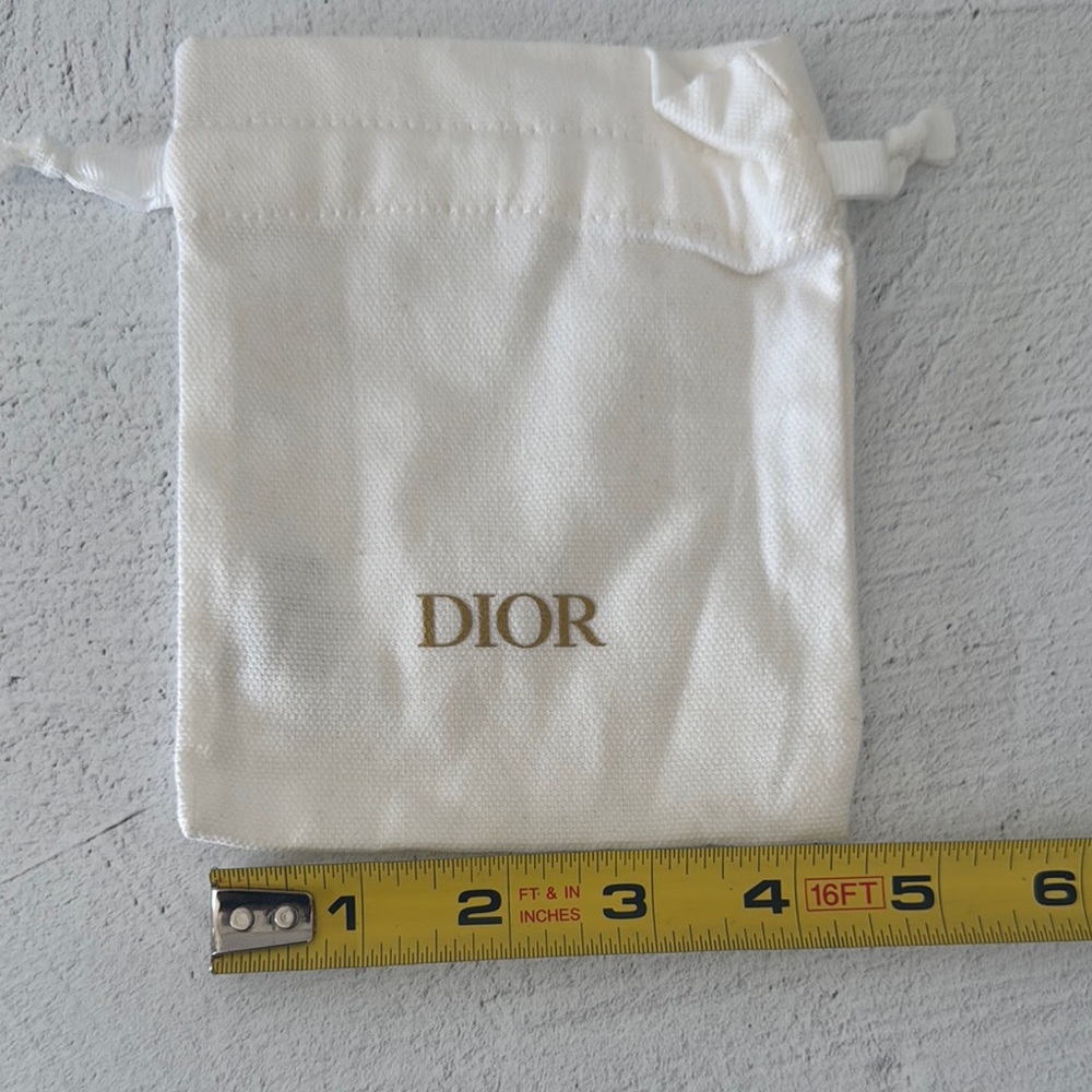 Dior White Drawstring Pouch - Picture 4 of 6